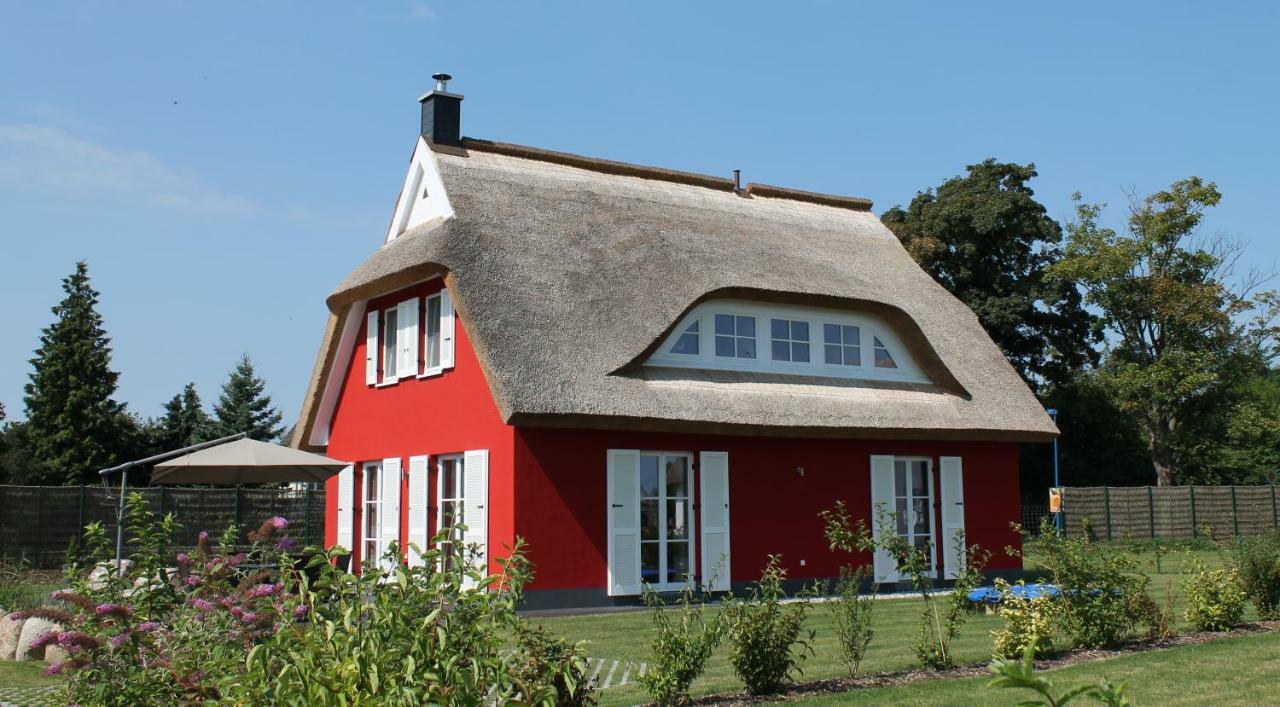 Fischer'S Ferienhaus Ruegen Mit Sauna Und Kamin Ummanz Extérieur photo