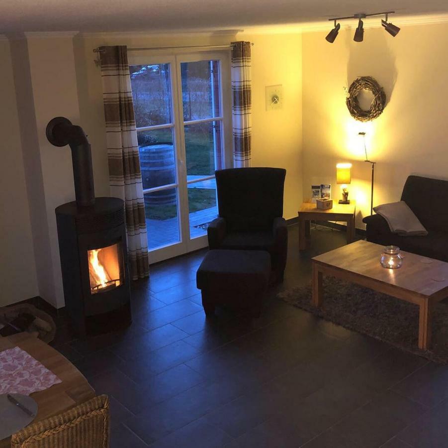 Fischer'S Ferienhaus Ruegen Mit Sauna Und Kamin Ummanz Extérieur photo
